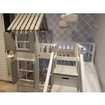 hoogslaper op maat met trap en dak